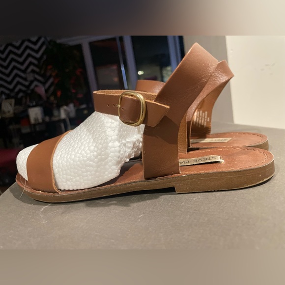 Steve Madden Donddi tan sandals - Picture 15 of 16